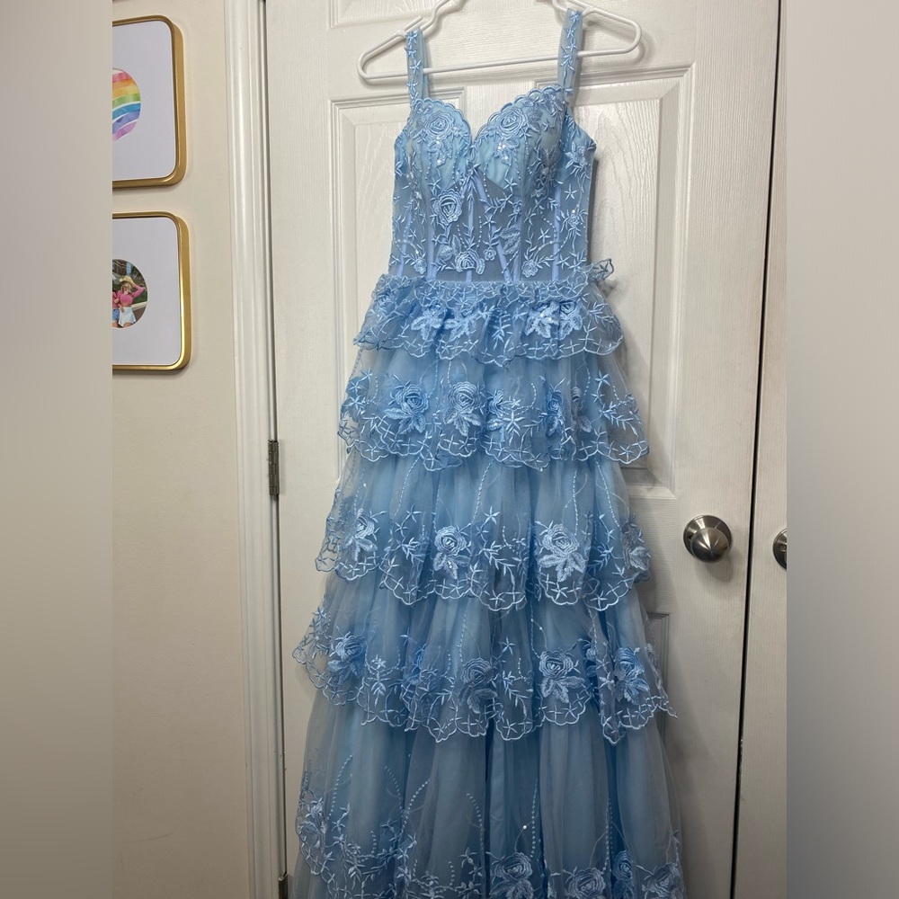 blue prom dress